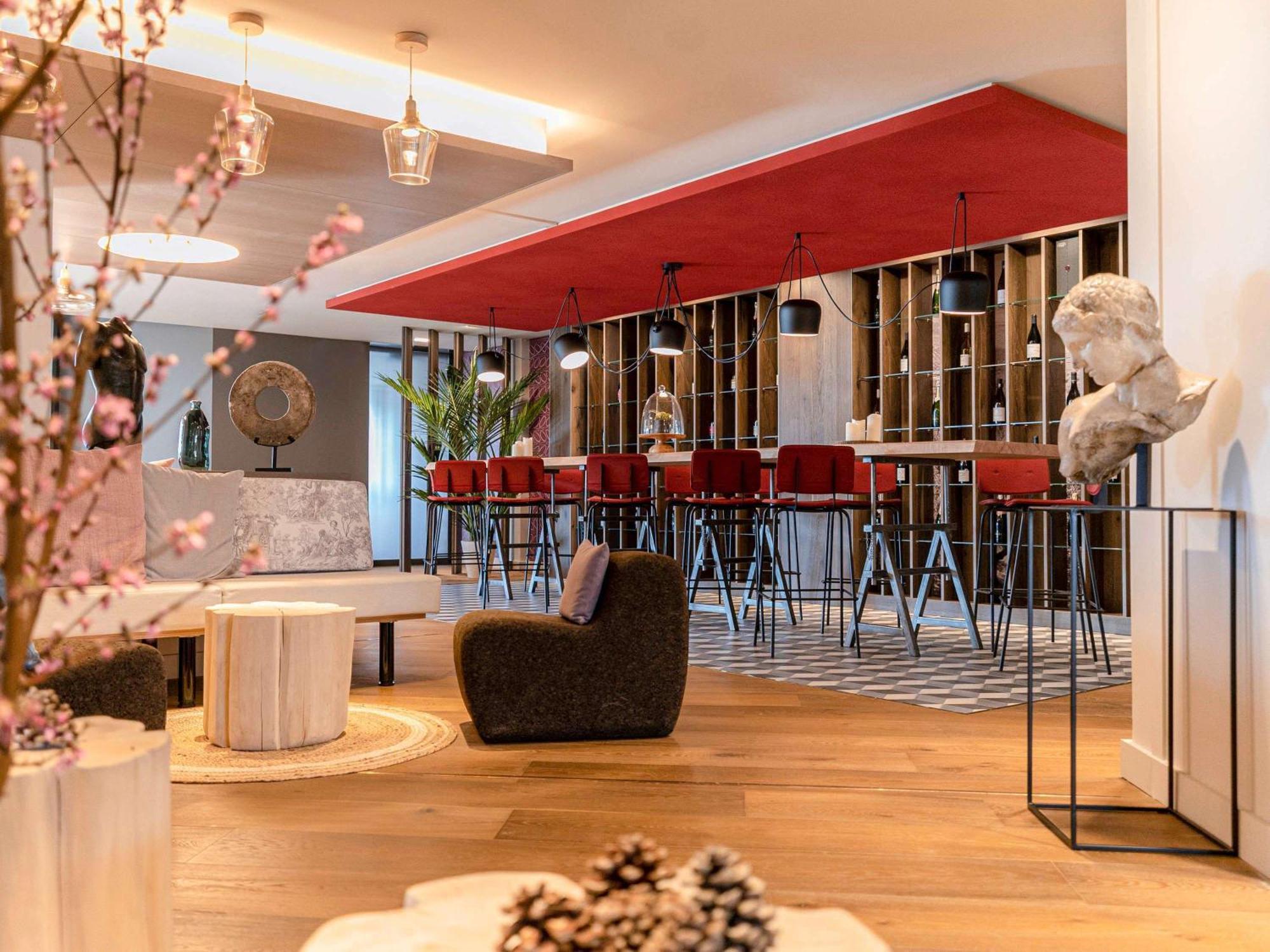 Mercure Valence Валанс Экстерьер фото